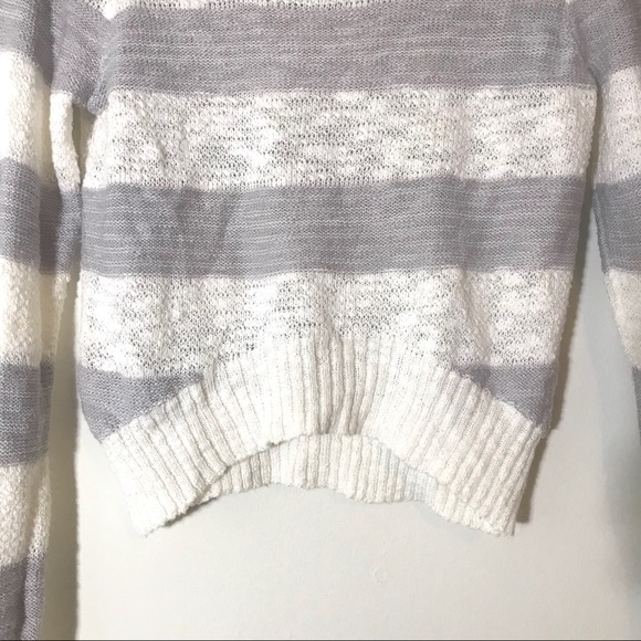 Mudd Sweater striped white gray medium scoop neck - Picture 5 of 5